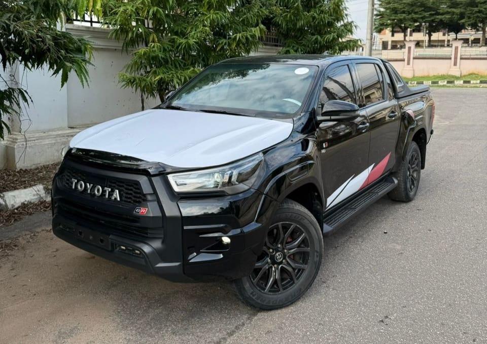Toyota Hilux GR -Sport