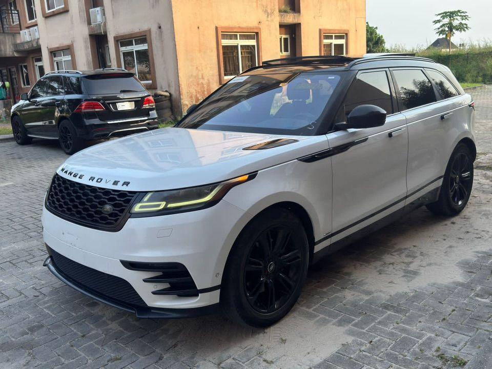  Range Rover Velar 