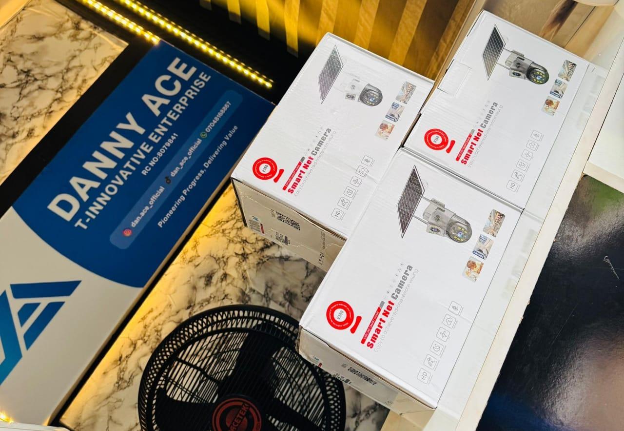 V380 Pro Dual Lens solar Camera